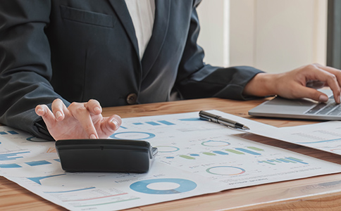 境外旅游經(jīng)營許可證怎么辦理？